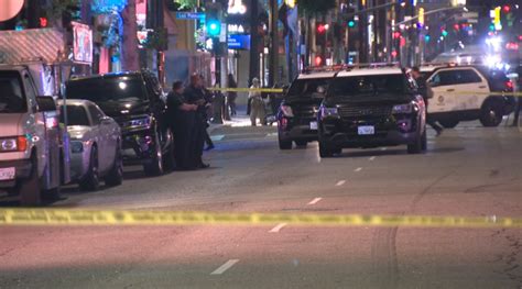 Man fatally stabbed on Hollywood Walk of Fame